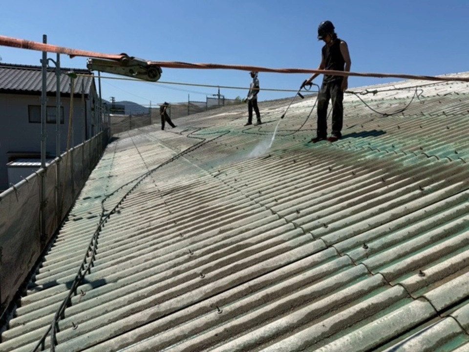 ③ 高圧洗浄と養生