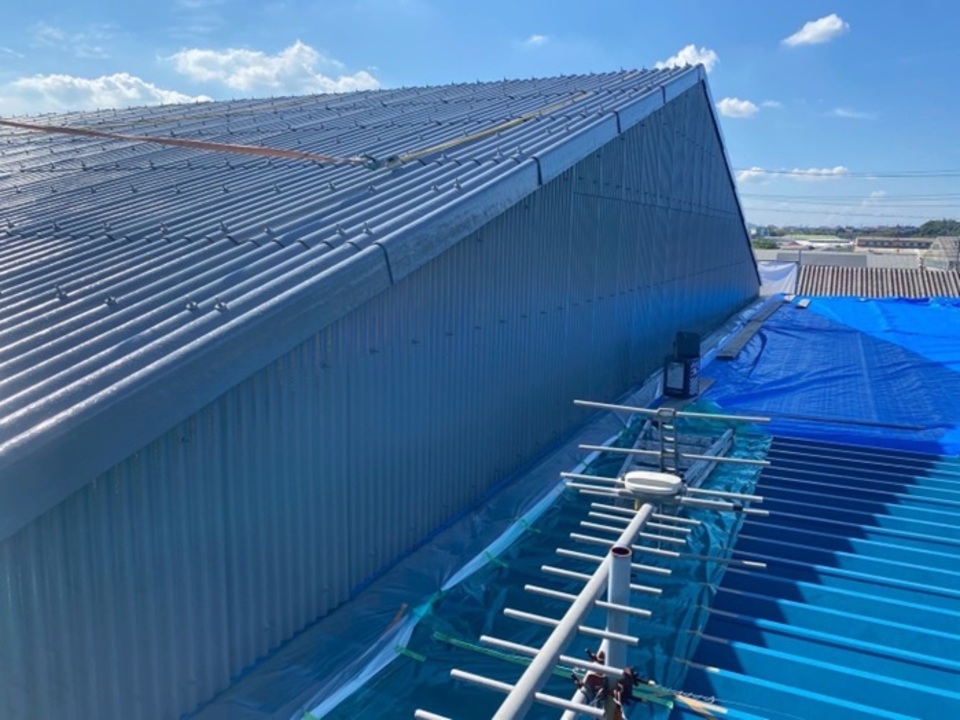 ⑥ 外壁下塗りと仕上げ