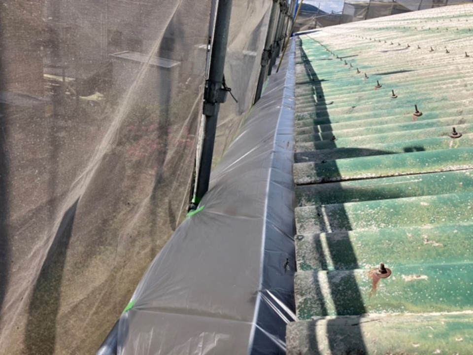 ④ 屋根下塗り（下地の保護と密着強化