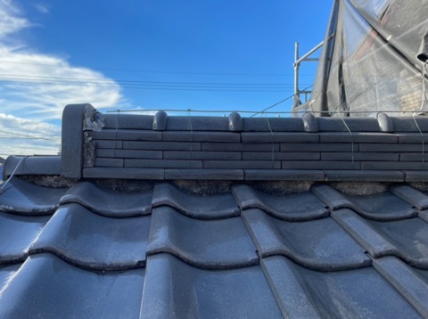 可児市　屋根の美観と耐久性を取り戻す！漆喰剥がれをプロが徹底補修！