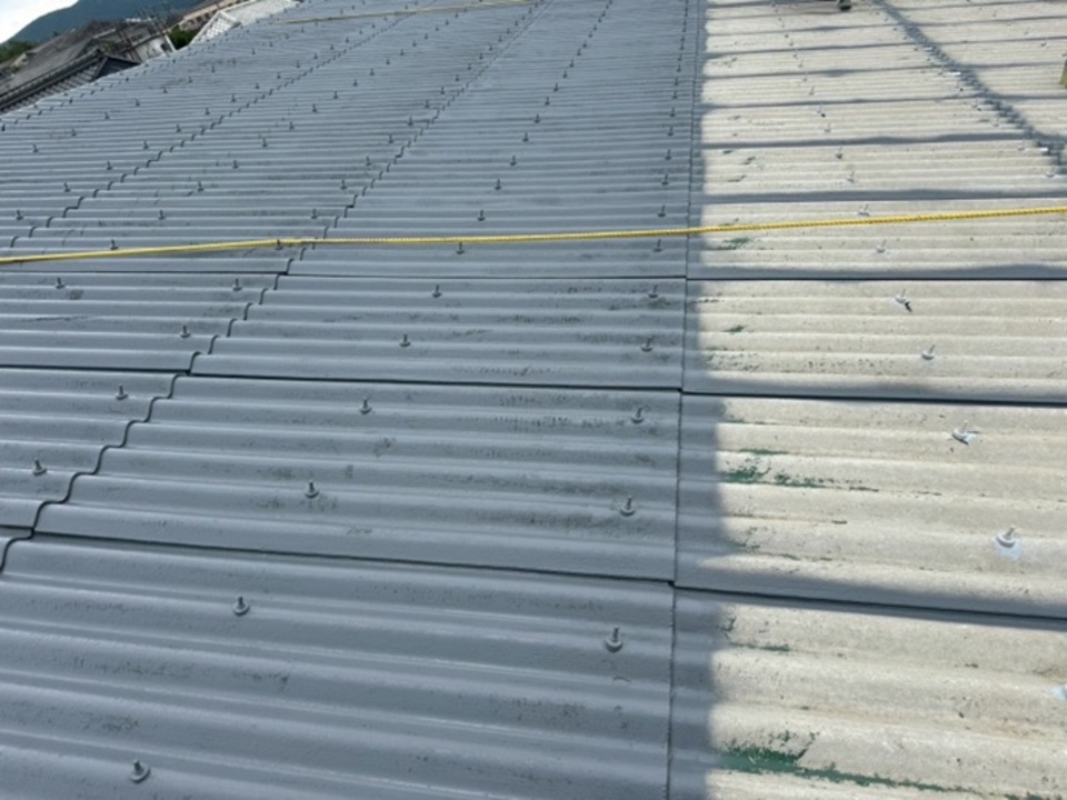 ⑤ 屋根　塗装仕上げ